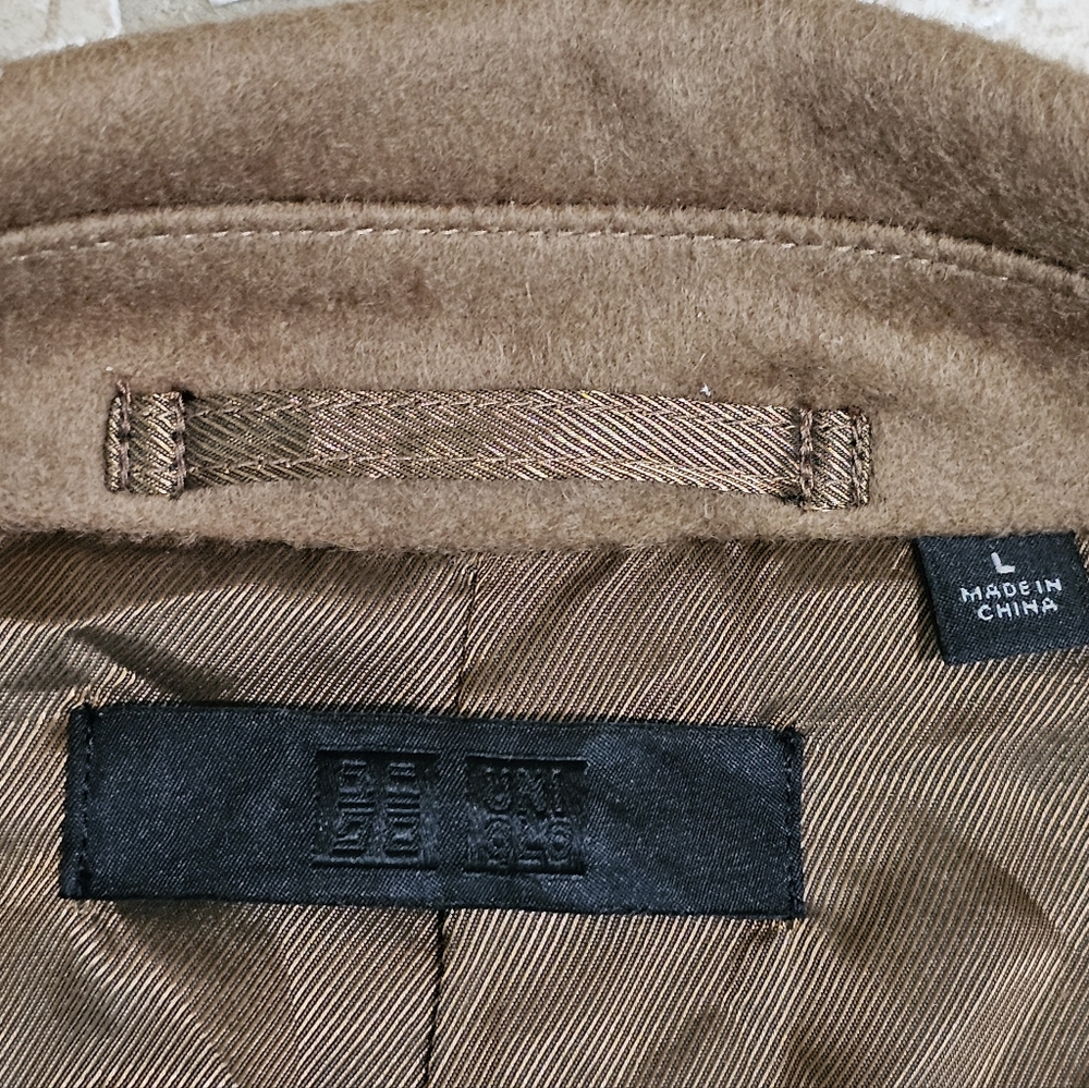 Uniqlo Mens Camel Wool Blend Overcoat Minimalist Tailored Coat Size L Classic - Picture 4 of 7
